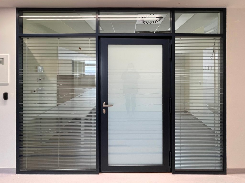 Automatické dveře FAAC Onkologický Ústav Masarykovy Univerzity v Brně